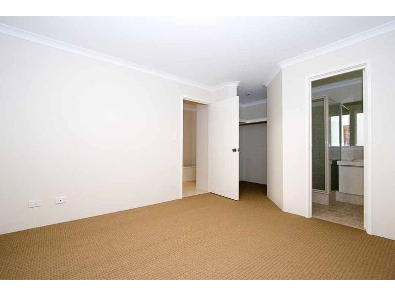 2 Soho Lane, Currambine WA 6028