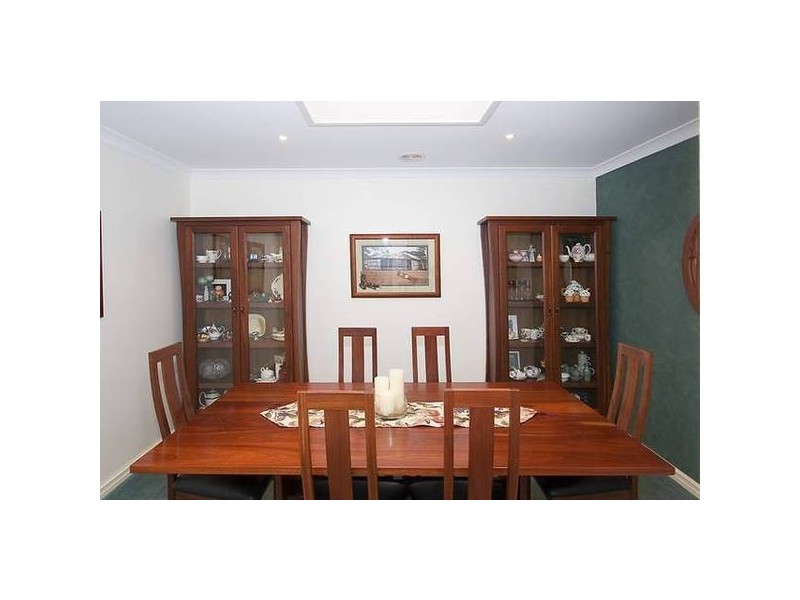 33 Oakdene Drive, Madeley WA 6065