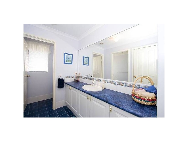 33 Oakdene Drive, Madeley WA 6065