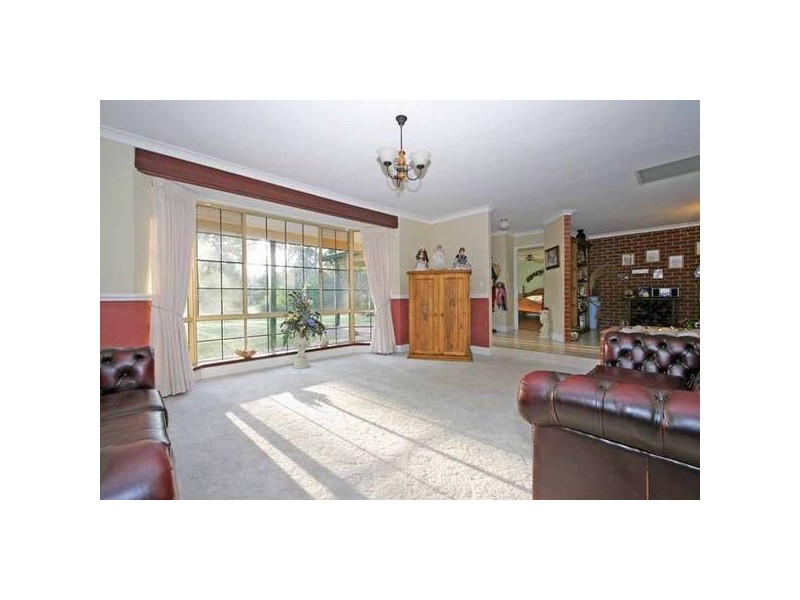 102 Tranquil Drive, Carramar WA 6031