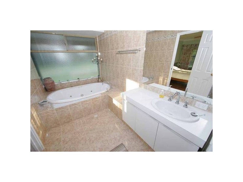 102 Tranquil Drive, Carramar WA 6031