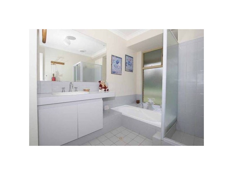 102 Tranquil Drive, Carramar WA 6031