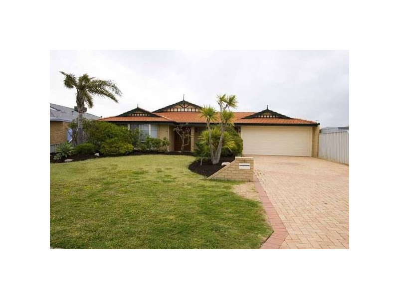 4 Wilcannia Elbow, Currambine WA 6028