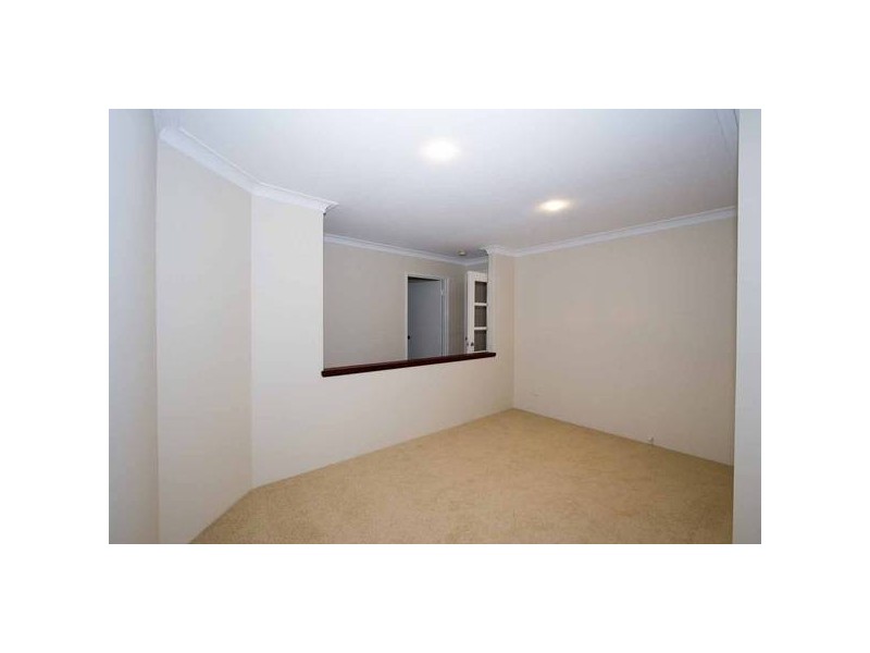 4 Wilcannia Elbow, Currambine WA 6028