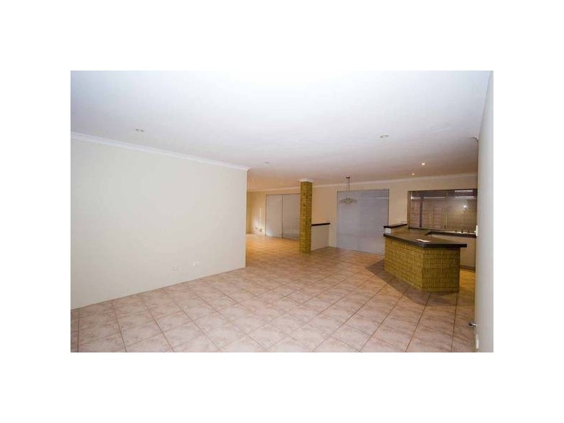 4 Wilcannia Elbow, Currambine WA 6028
