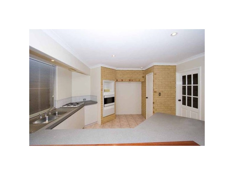 4 Wilcannia Elbow, Currambine WA 6028