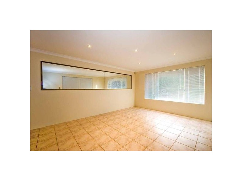 4 Wilcannia Elbow, Currambine WA 6028