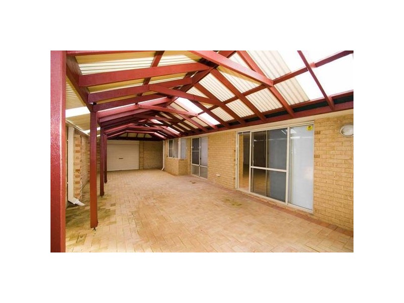 4 Wilcannia Elbow, Currambine WA 6028