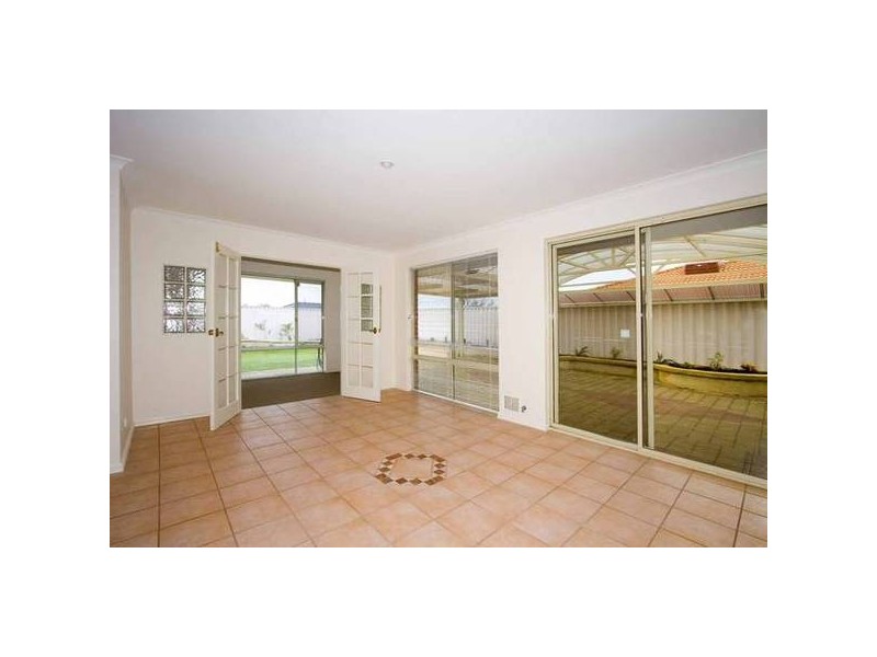 25 Straitsman Way, Currambine WA 6028