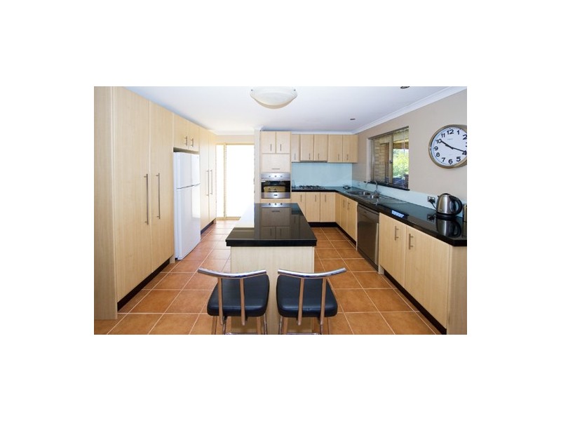 5 Charlotte Cove, Joondalup WA 6027