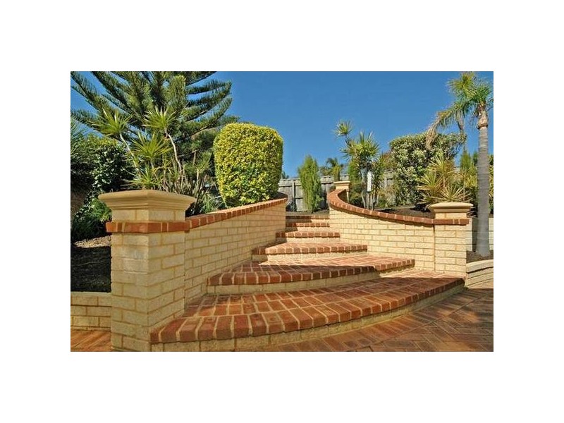 19 Carmen Court, Joondalup WA 6027