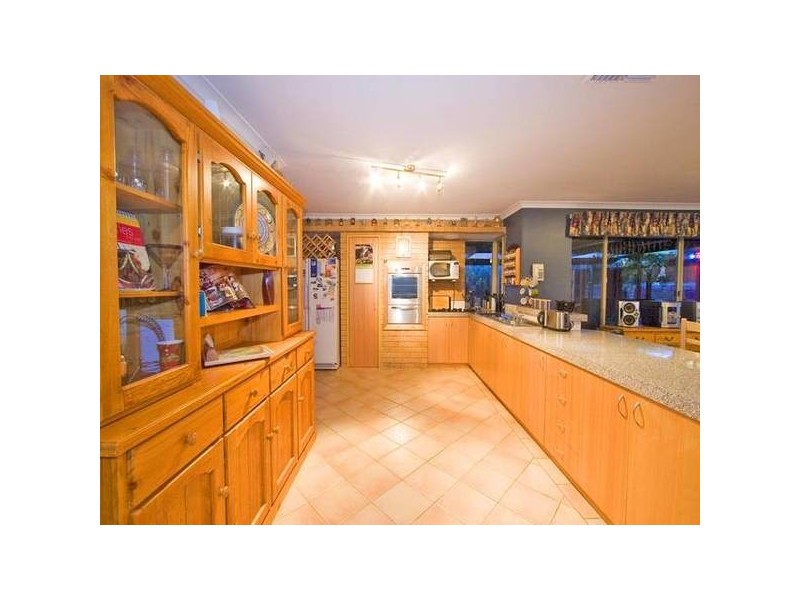 33 Keatley Crescent, Woodvale WA 6026