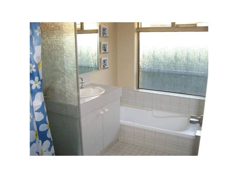 32 Tiber Avenue, Beechboro WA 6063