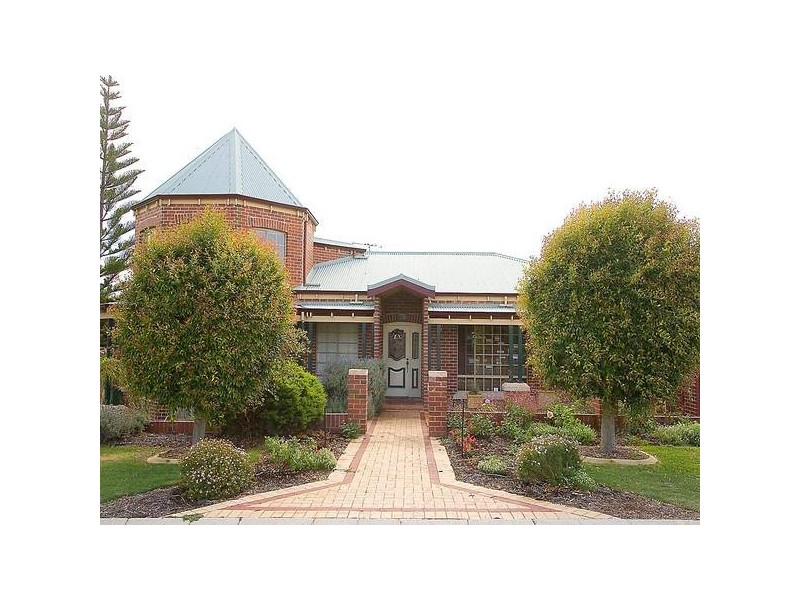 1 Carnarvon Rise, Ocean Reef WA 6027