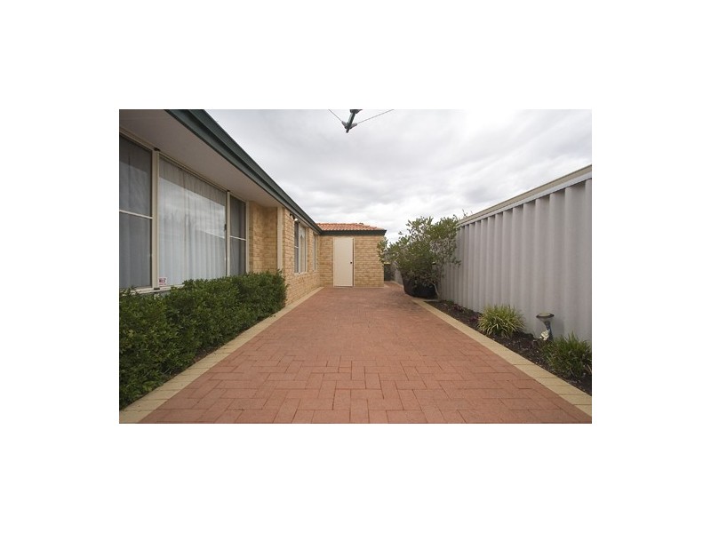 42 Doncaster Square, Currambine WA 6028
