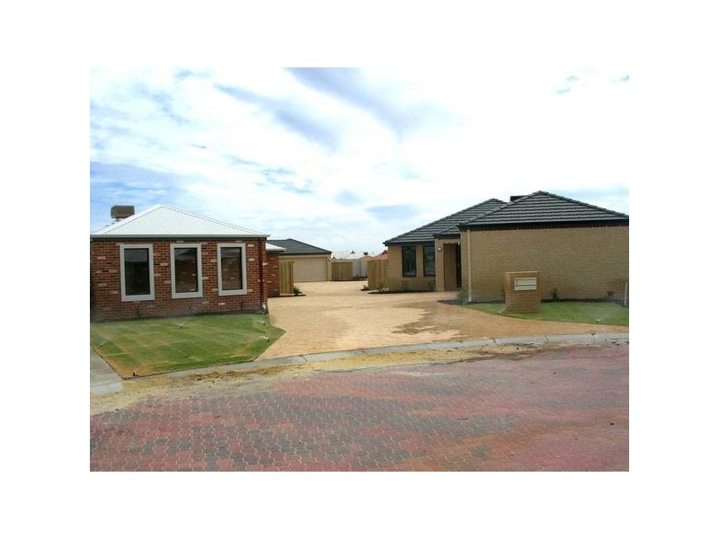 3/5 Kea Court, Ellenbrook WA 6069