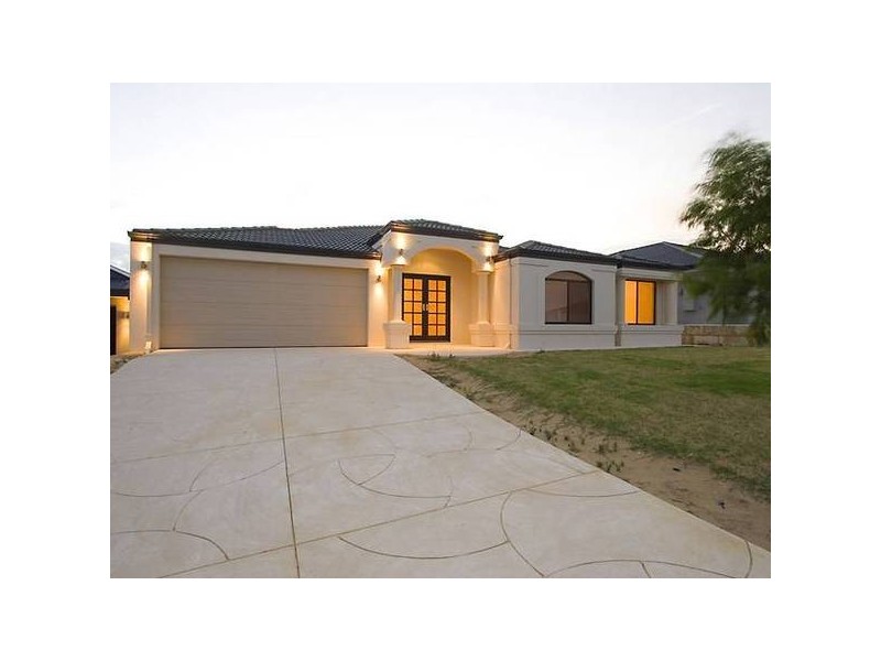 30 Fineview Crescent, Carramar WA 6031