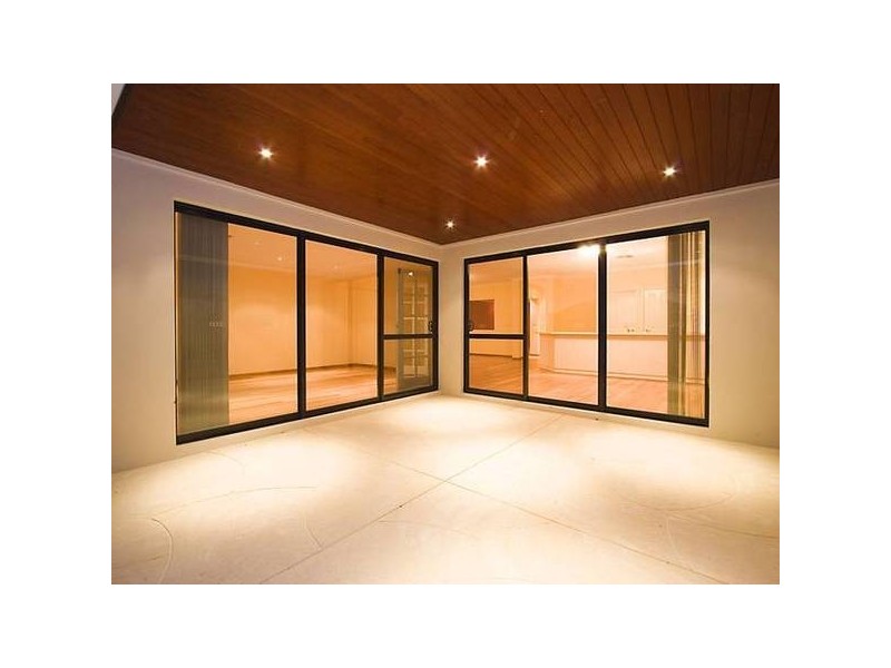 30 Fineview Crescent, Carramar WA 6031