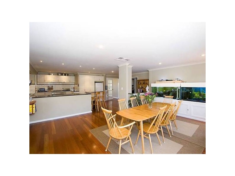 2 Thimble Court, Ocean Reef WA 6027