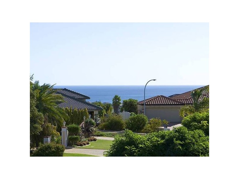 2 Thimble Court, Ocean Reef WA 6027