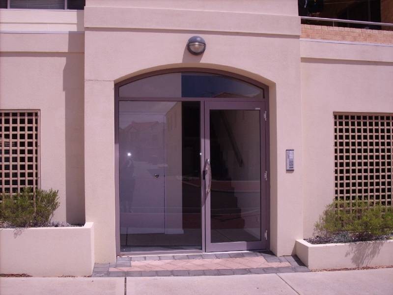 16/27 Picadilly Circle, Joondalup WA 6027