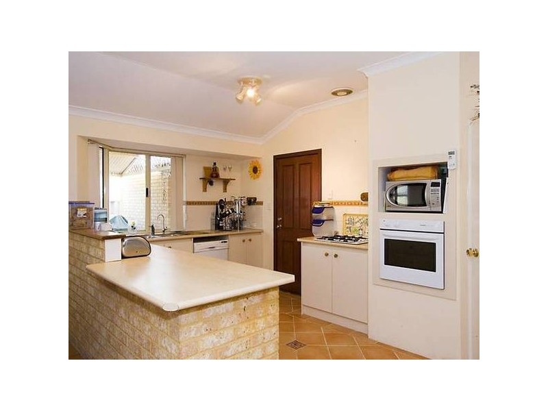 52 Rutherglen Circle, Kinross WA 6028