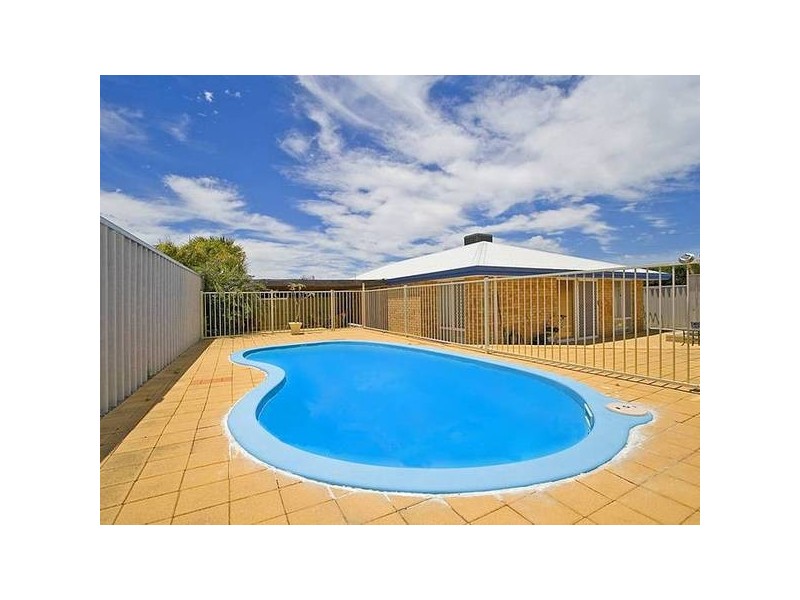 33 Simcoe Court, Joondalup WA 6027