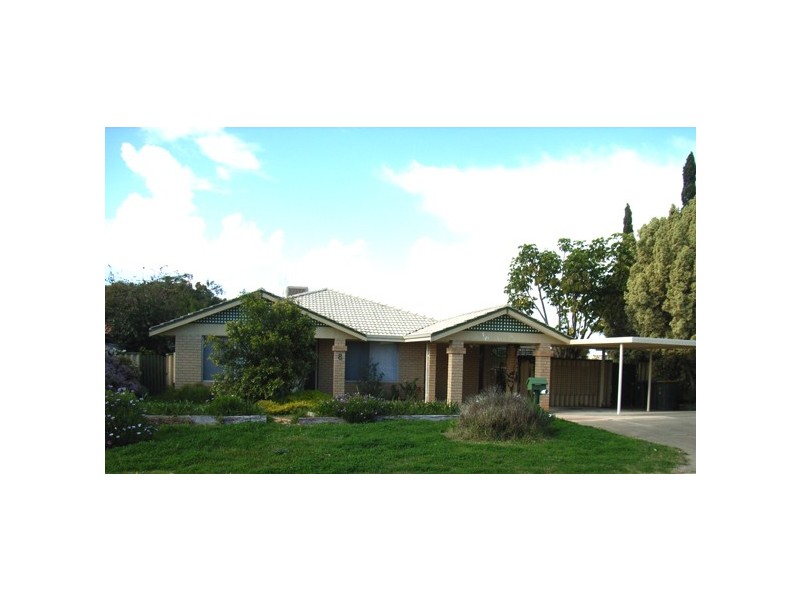 8 Nilsen Ridge, Clarkson WA 6030