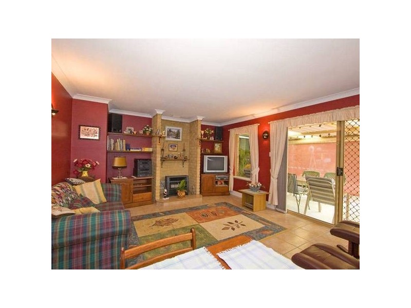 17 Coyle Road, Beldon WA 6027