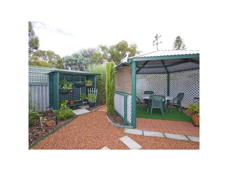 17 Coyle Road, Beldon WA 6027