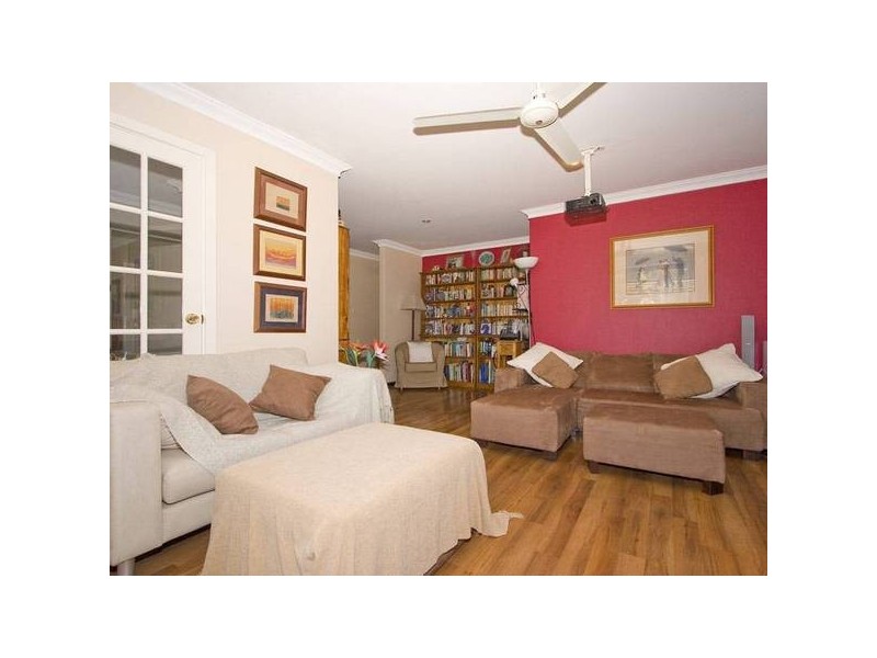 10 Malden Road, Kingsley WA 6026