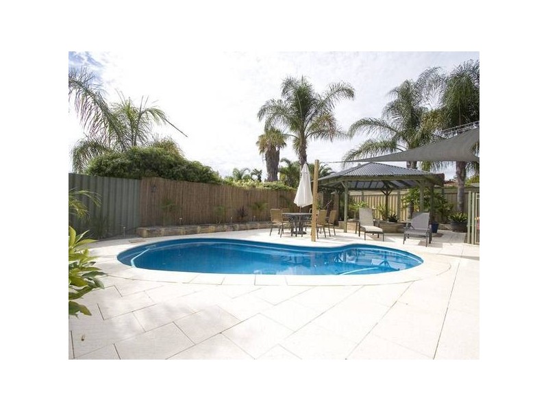 10 Malden Road, Kingsley WA 6026