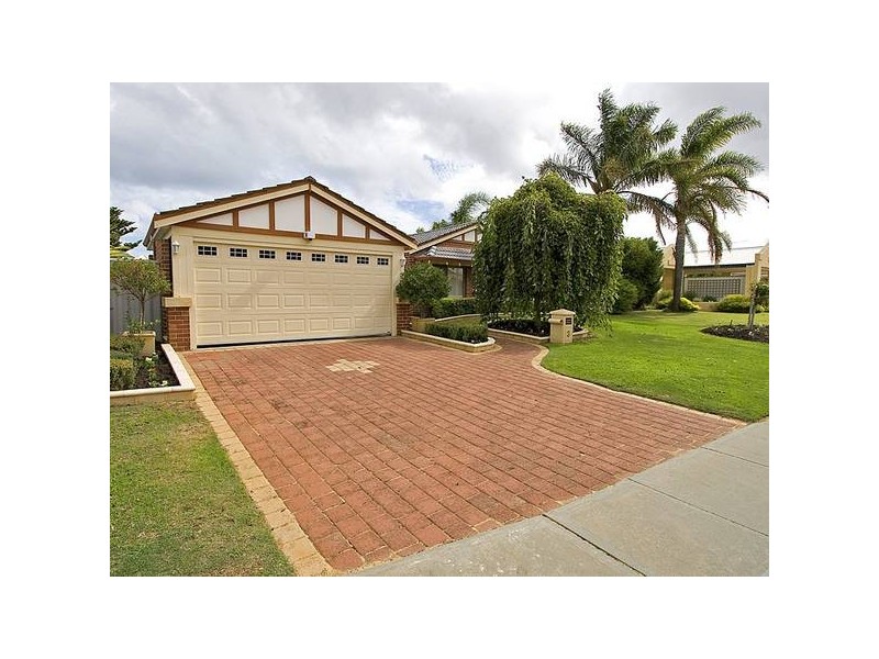 3 Hartford Ramble, Currambine WA 6028