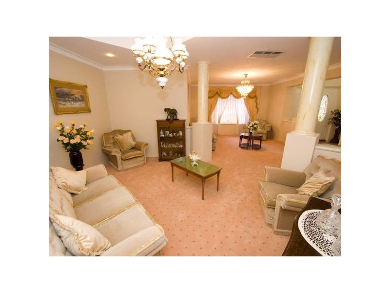 4 Manitoba Court, Joondalup WA 6027