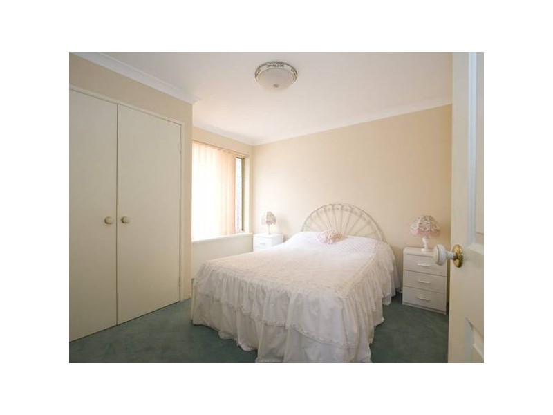 4 Manitoba Court, Joondalup WA 6027