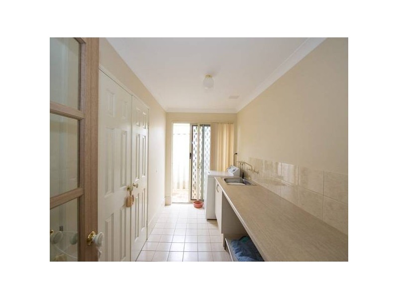 4 Manitoba Court, Joondalup WA 6027