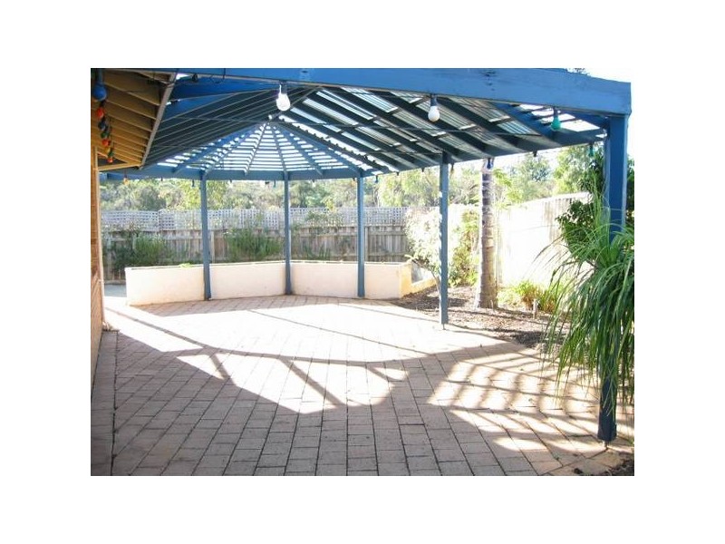 37 Manapouri Meander, Joondalup WA 6027