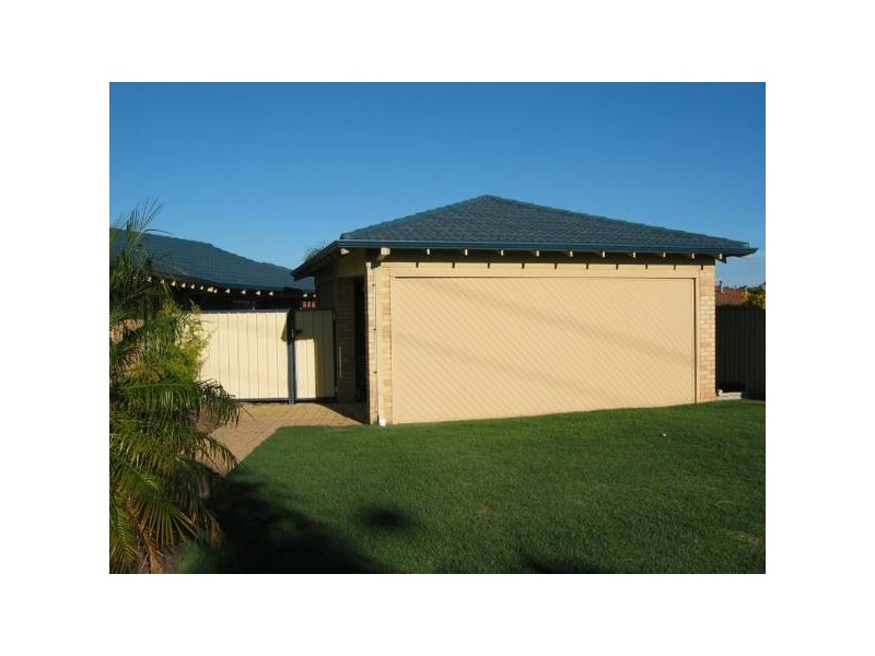 37 Manapouri Meander, Joondalup WA 6027