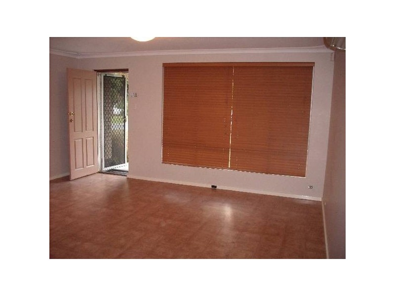 4 Ottawa Place, Wanneroo WA 6065