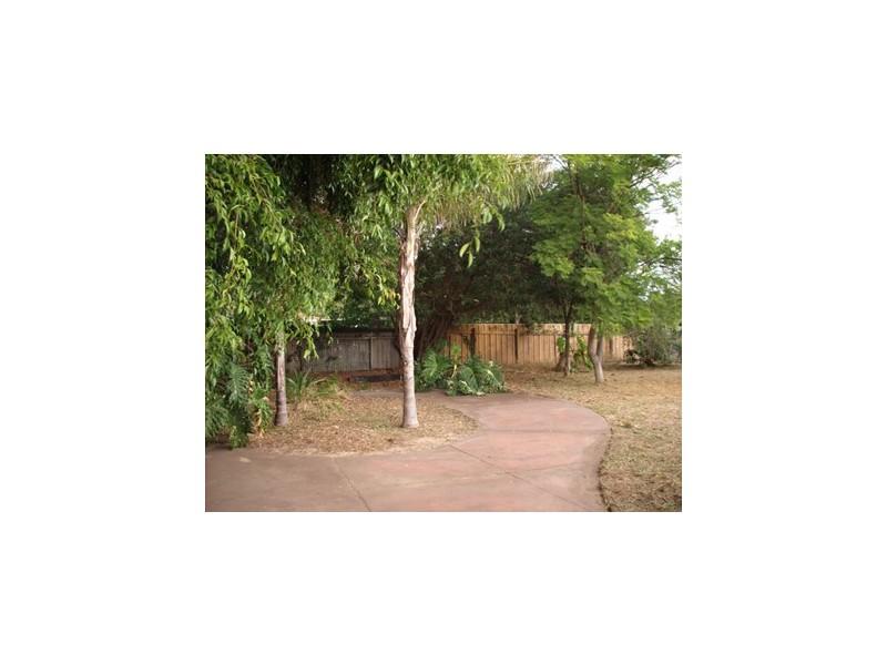 4 Ottawa Place, Wanneroo WA 6065