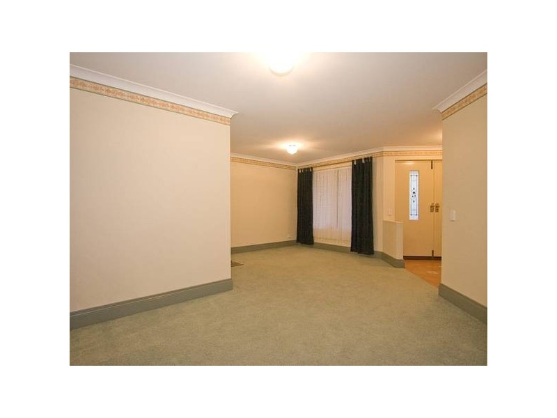 4 Taupo Glade, Joondalup WA 6027