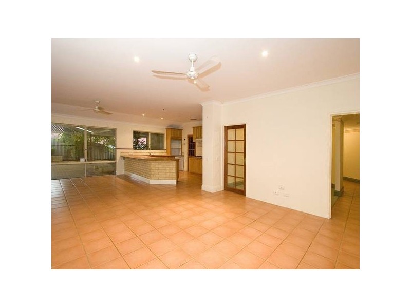 4 Taupo Glade, Joondalup WA 6027