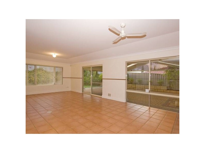 4 Taupo Glade, Joondalup WA 6027