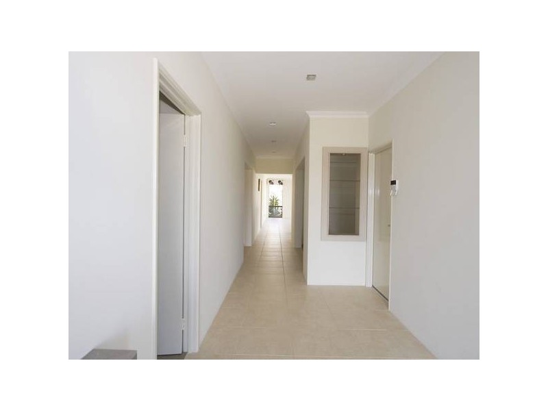 24 Riverlinks Drive, Clarkson WA 6030