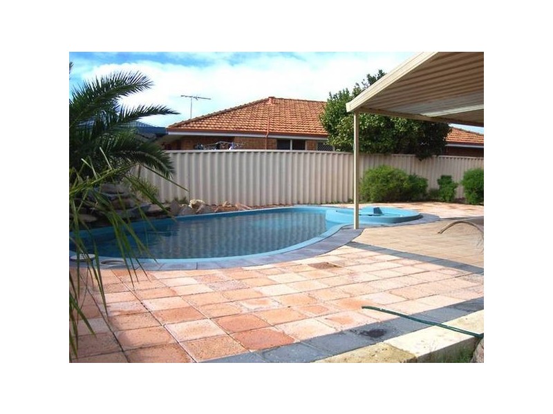 8 Langley Mews, Currambine WA 6028