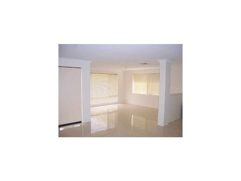 4 Nerrima Turn, Tapping WA 6065