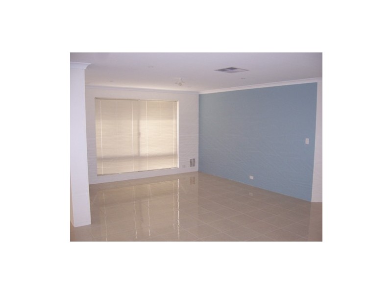 4 Nerrima Turn, Tapping WA 6065