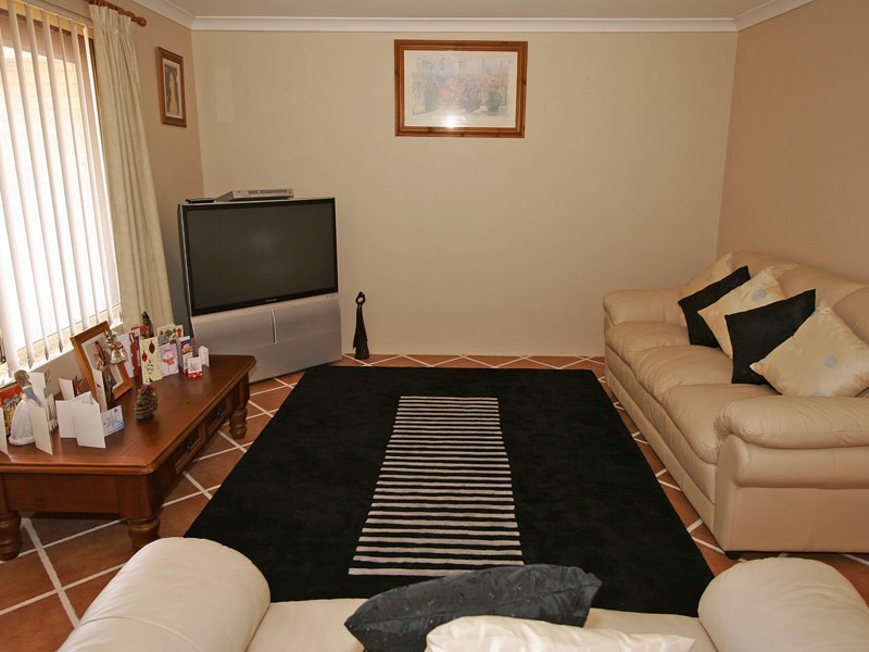 51 Waldburg Drive, Tapping WA 6065