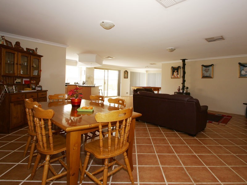 51 Waldburg Drive, Tapping WA 6065