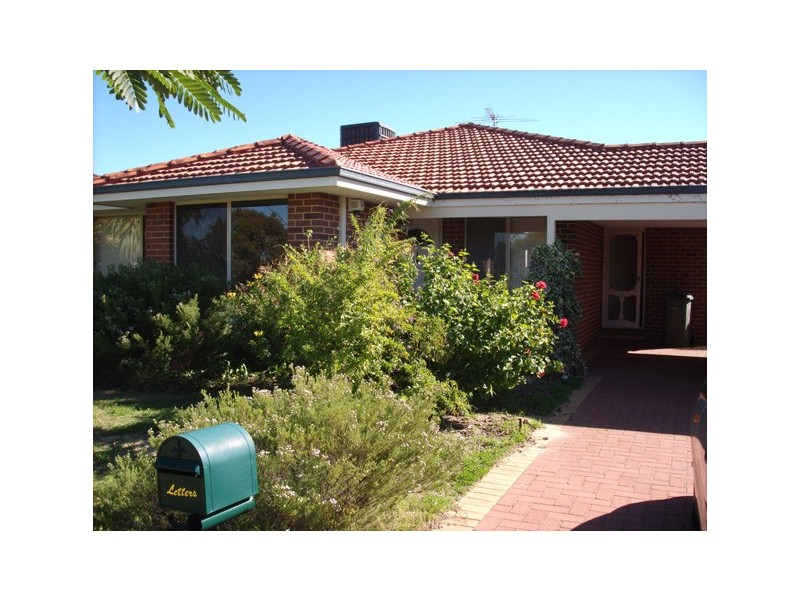 31 St Stephens Crescent, Tapping WA 6065